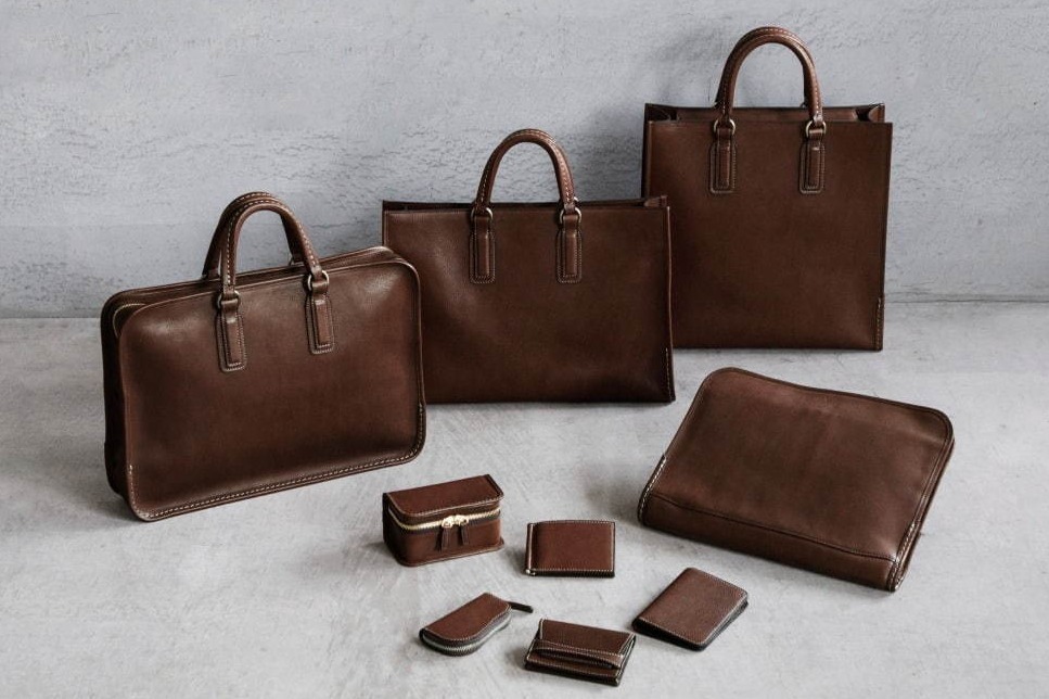 土屋鞄製造所のメンズバッグ「ウルバーノ」に新色“チョコ”、ブリーフ 