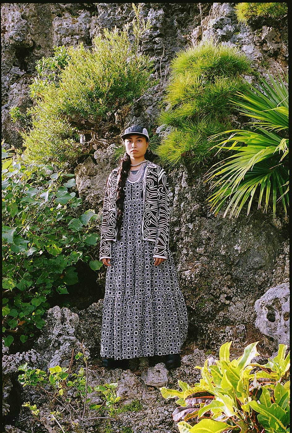 カンゴール 2021年春夏｜female ノーカラージャケット