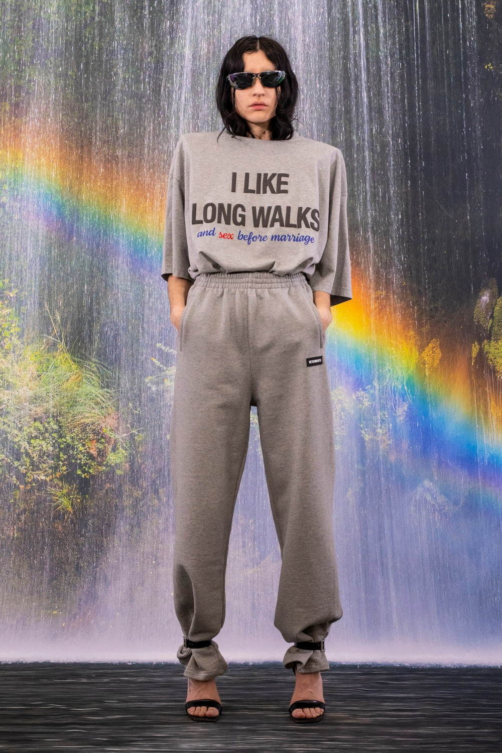 ヴェトモン(VETEMENTS) 2021-22年秋冬ウィメンズコレクション  - 写真45