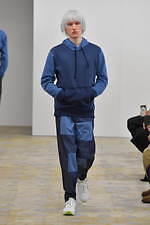 コム デ ギャルソン・シャツ 2021-22年秋冬コレクション - 気軽に、楽しく身に纏う｜写真8