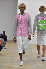 コム デ ギャルソン・シャツ 2021-22年秋冬コレクション - 気軽に、楽しく身に纏う｜写真12