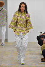 コム デ ギャルソン・シャツ 2021-22年秋冬コレクション - 気軽に、楽しく身に纏う｜写真21