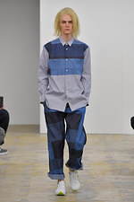 コム デ ギャルソン・シャツ 2021-22年秋冬コレクション - 気軽に、楽しく身に纏う｜写真24