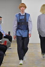 コム デ ギャルソン・シャツ 2021-22年秋冬コレクション - 気軽に、楽しく身に纏う｜写真25