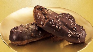 ローソンのゴディバ監修スイーツに濃厚ショコラドーム エクレール ベーカリーでは初のカレーパンも ファッションプレス ローソンのゴディバ監修スイーツに濃厚ショコラドーム エクレール ベーカリーでは初のカレーパンも ファッションプレス