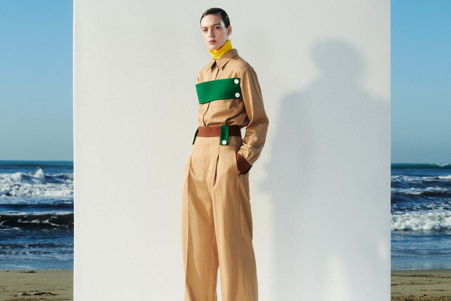 プラン シー2021-22年秋冬コレクション - 寒空の下、弾けるようなカラーで遊ぶ