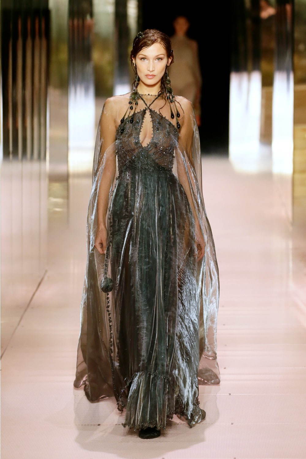 フェンディ オートクチュール(FENDI Haute Couture ) 2021年春夏ウィメンズコレクション  - 写真3