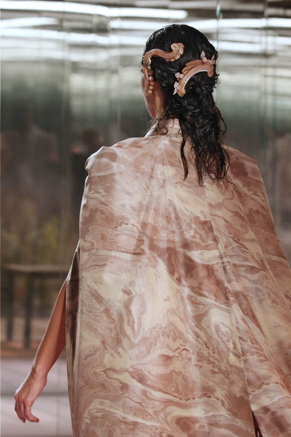 フェンディ オートクチュール(FENDI Haute Couture ) 2021年春夏ウィメンズコレクション  - 写真45