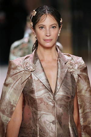 フェンディ オートクチュール(FENDI Haute Couture ) 2021年春夏ウィメンズコレクション  - 写真46