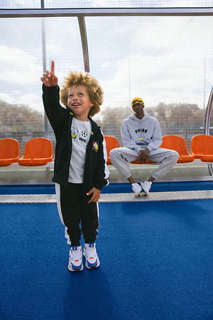 プーマ×ピーナッツ、“スヌーピー”がバスケットボールを楽しむスニーカー＆テニスで遊ぶフーディー｜写真84