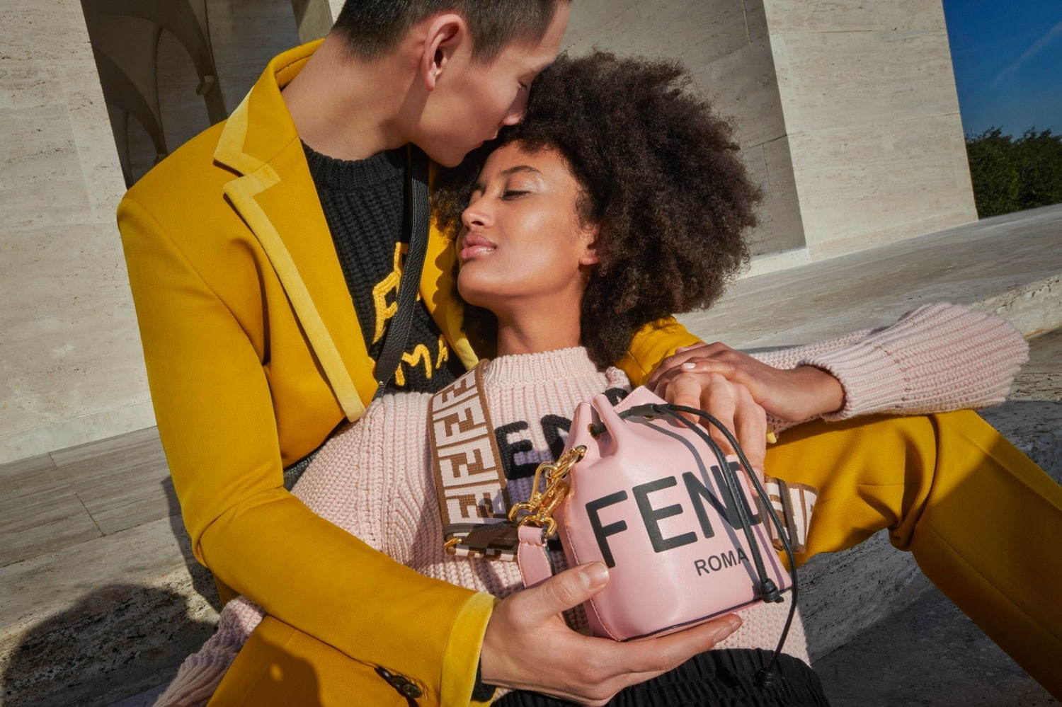 フェンディ FENDI ミニピーカブー ホワイト クリーム 銀座シックスにて購入
