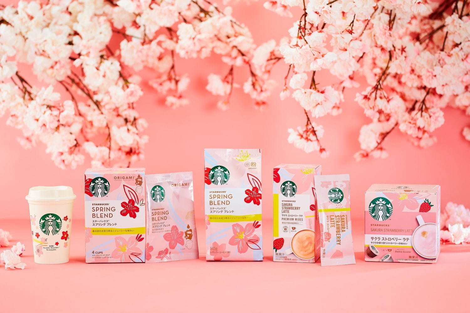 スターバックス(Starbucks) サクラ ストロベリー ラテ｜写真1