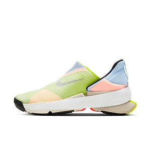 ナイキ(NIKE) ナイキ ゴー フライイーズ｜写真1
