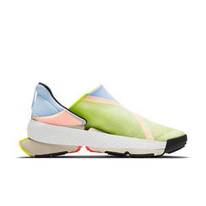 ナイキ(NIKE) ナイキ ゴー フライイーズ｜写真3