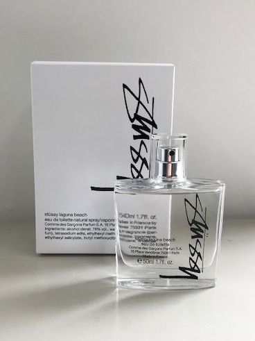 コム デ ギャルソン×ステューシーのユニセックス香水、“ラグナビーチ”を想起させるオーガニックな香り｜写真1