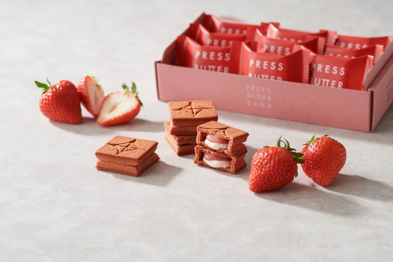 プレスバターサンドのホワイトデースイーツ、ホワイトチョコ×ラム酒の贅沢バターサンド - ファッションプレス