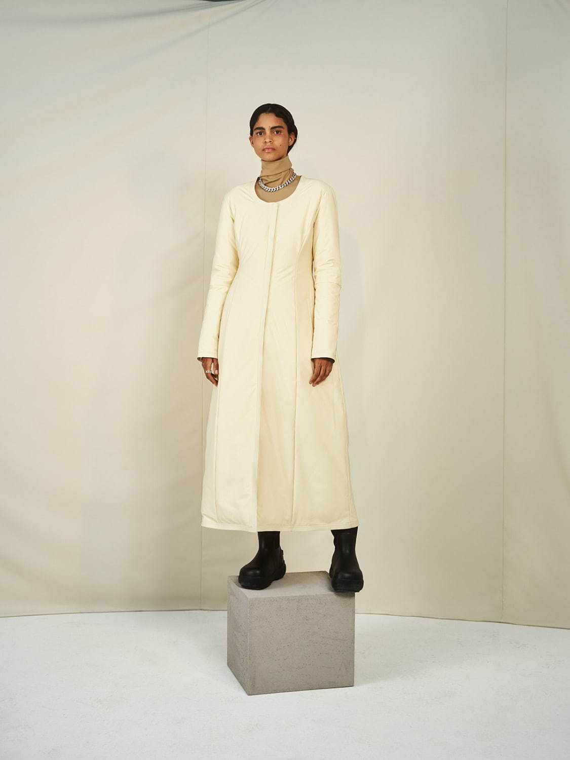 アンブッシュ 2021-22年秋冬｜ スタンド/ノーカラーコート