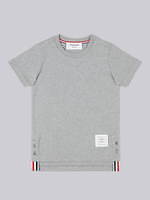 トム ブラウン初のチルドレンズウェア、デザインや品質はそのままに“ミニチュア化”したスーツやニット｜写真9