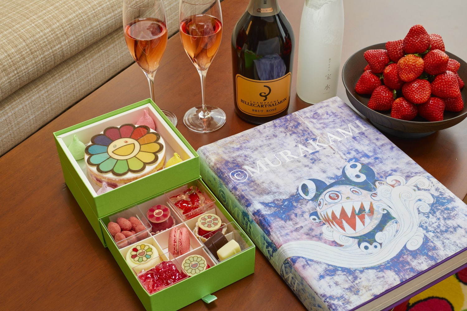 Roppongi Hills Takashi Murakami Project 「ビームス 六本木ヒルズ」にて期間限定アイテムを販売｜BEAMS