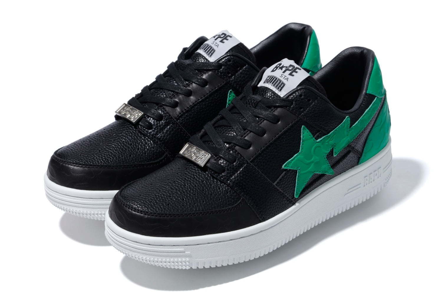 A BATHING APE  bapesta ステッチ　デザイン　フーディー