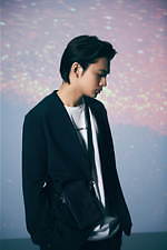 ランバン オン ブルー新作“マーブル柄”メンズシャツ＆デニム調セットアップ、北村匠海がモデル｜写真1