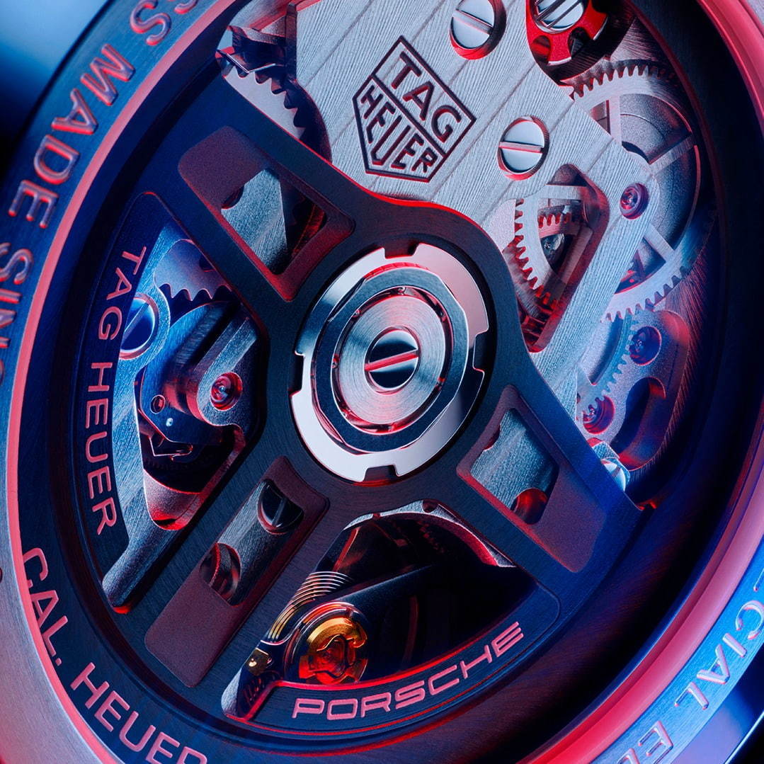 タグ・ホイヤー＆ポルシェの腕時計、ポルシェの“スポーツカー”デザインを取り入れたクロノグラフ｜写真19
