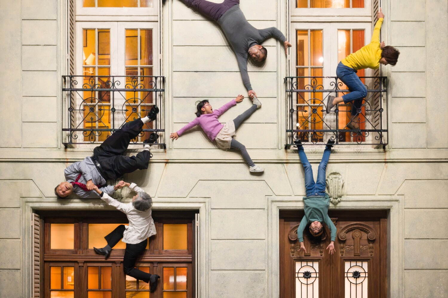 レアンドロ・エルリッヒ《建物—ブエノスアイレス》 撮影:小山田邦哉