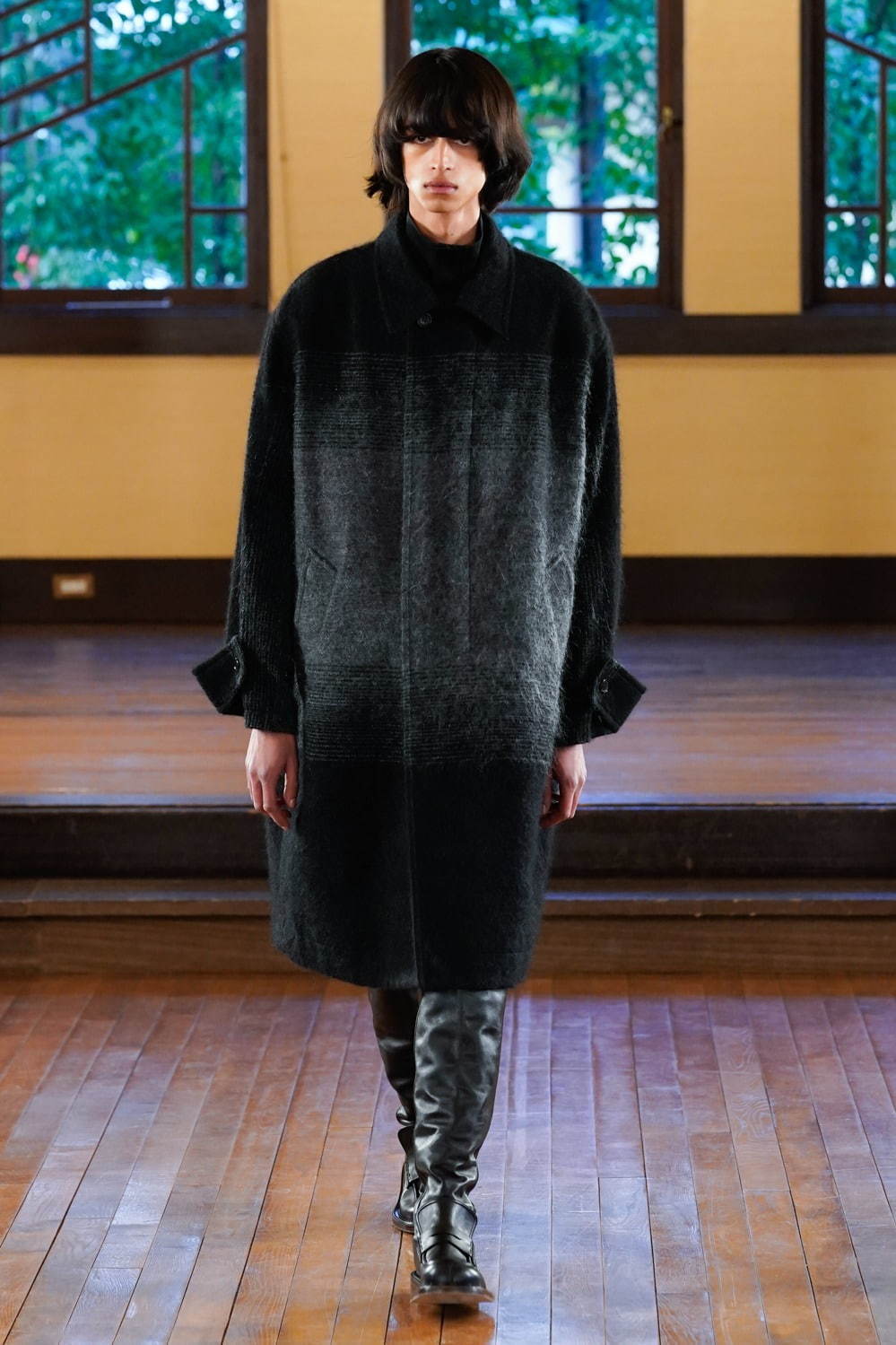 ターク21年秋冬コレクションがランウェイ形式で発表、“夢”を表現した幻想的な服たち｜写真1