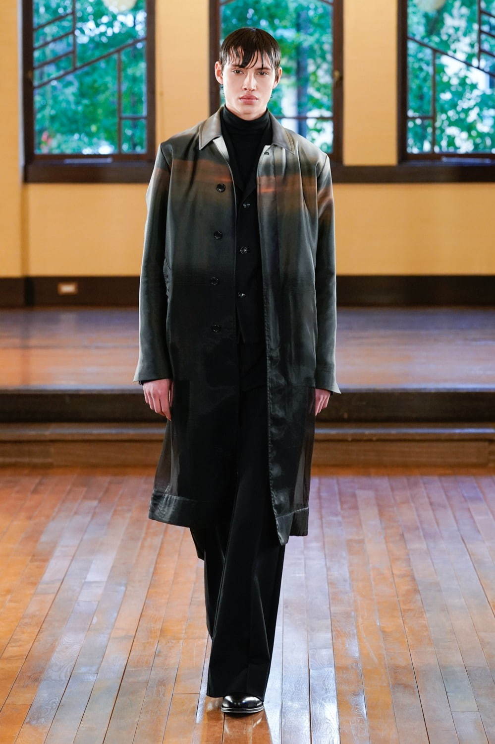 ターク21年秋冬コレクションがランウェイ形式で発表、“夢”を表現した幻想的な服たち｜写真31