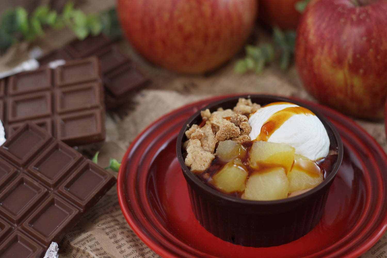 カスタードプリン｜アップルパイ専門店「グラニースミス」監修のファミマ限定“カスタード×りんご×チョコ”スイーツ