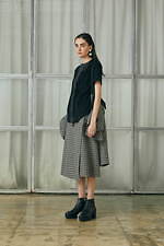 エズミ 2021-22年秋冬ウィメンズコレクション - 現代を渡り歩く、新たな価値を求めて｜写真13