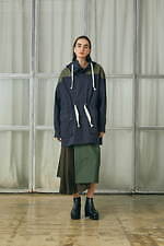 エズミ 2021-22年秋冬ウィメンズコレクション - 現代を渡り歩く、新たな価値を求めて｜写真24