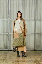 エズミ 2021-22年秋冬ウィメンズコレクション - 現代を渡り歩く、新たな価値を求めて｜写真45