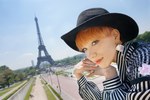 パリのJAPAN EXPOで、きゃりーに継ぐ「ストリートカワイイ」Unaが初ライブ｜写真1
