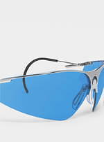 マリーン セル×ジェントルモンスター“三日月”モチーフサングラス、両ブランドのロゴを刻印｜写真12