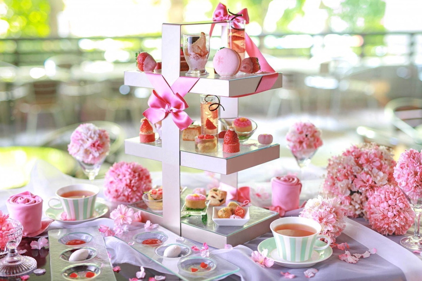 ANAクラウンプラザホテル大阪「桜ピンクアフタヌーンティー」