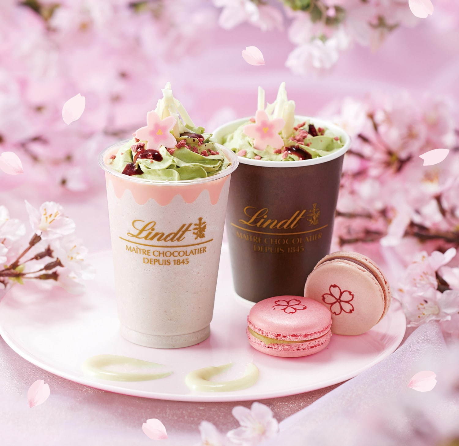 リンツ限定“さくら咲く”チョコレートドリンク、ホワイトチョコ×チェリーに桜の花びらチョコ｜写真1