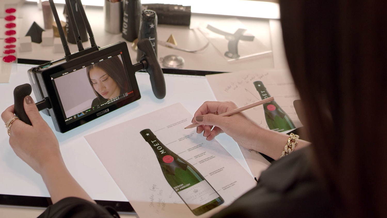モエ・エ・シャンドンのシャンパン「モエ アンペリアル」アンブッシュのデザイナー・YOONとコラボ｜写真6