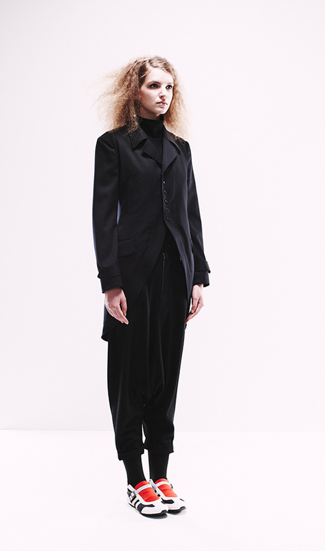 レギュレーション ヨウジヤマモト(REGULATION Yohji Yamamoto) 2013-14年秋冬ウィメンズコレクション  - 写真4