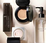 アディクション21年春ベースメイク、“光を操る”超薄膜クッションファンデ＆さらさら化粧下地｜写真2