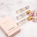 フェラガモ(Ferragamo) シニョリーナ｜写真3