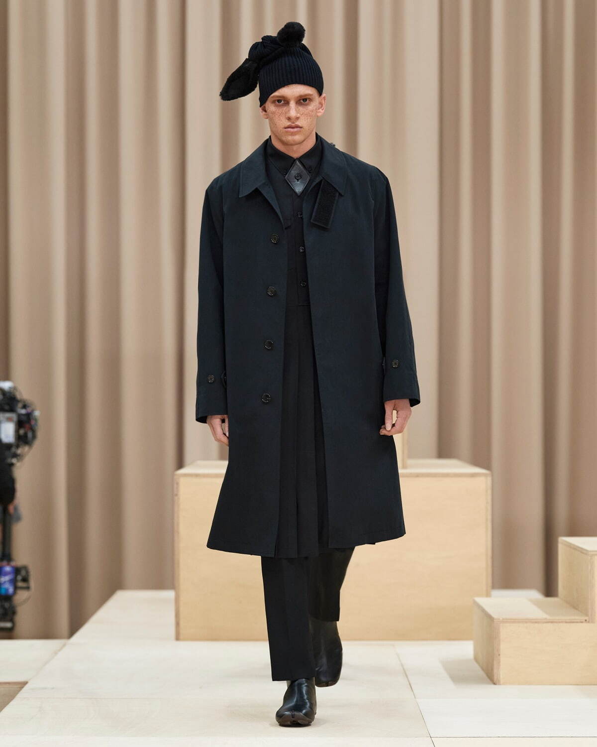 バーバリー(BURBERRY) 2021-22年秋冬メンズコレクション シルエット - 写真6