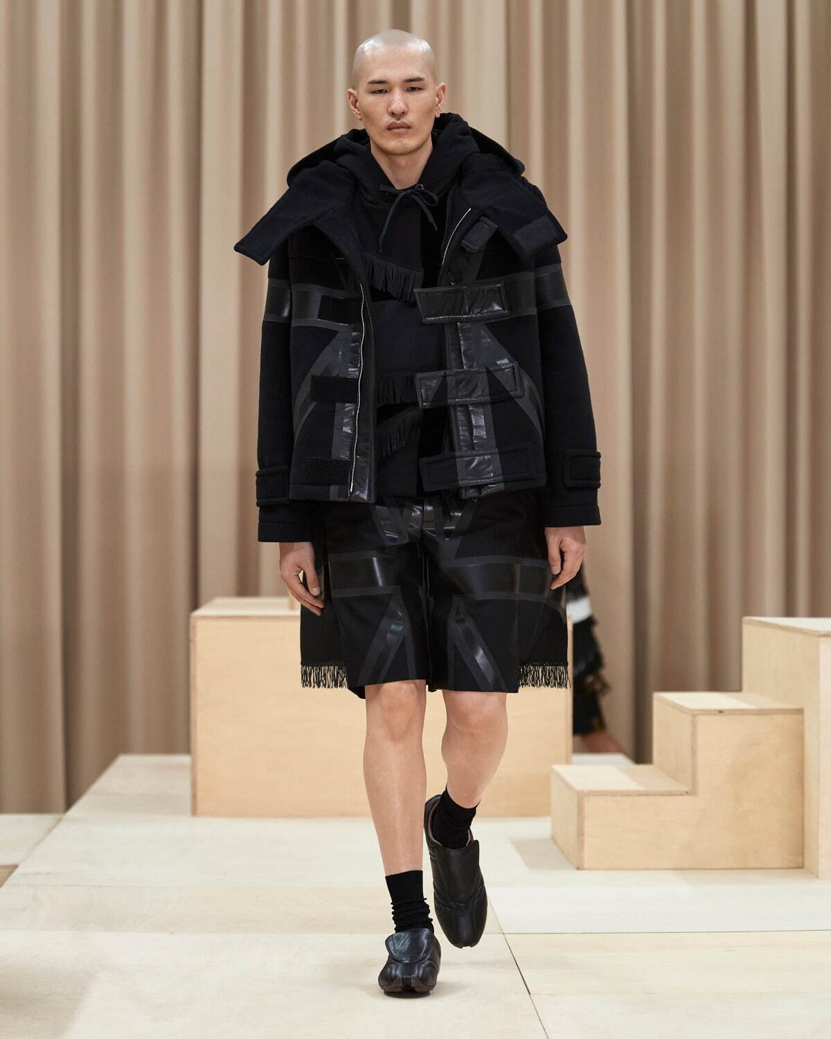 バーバリー(BURBERRY) 2021-22年秋冬メンズコレクション シルエット - 写真12