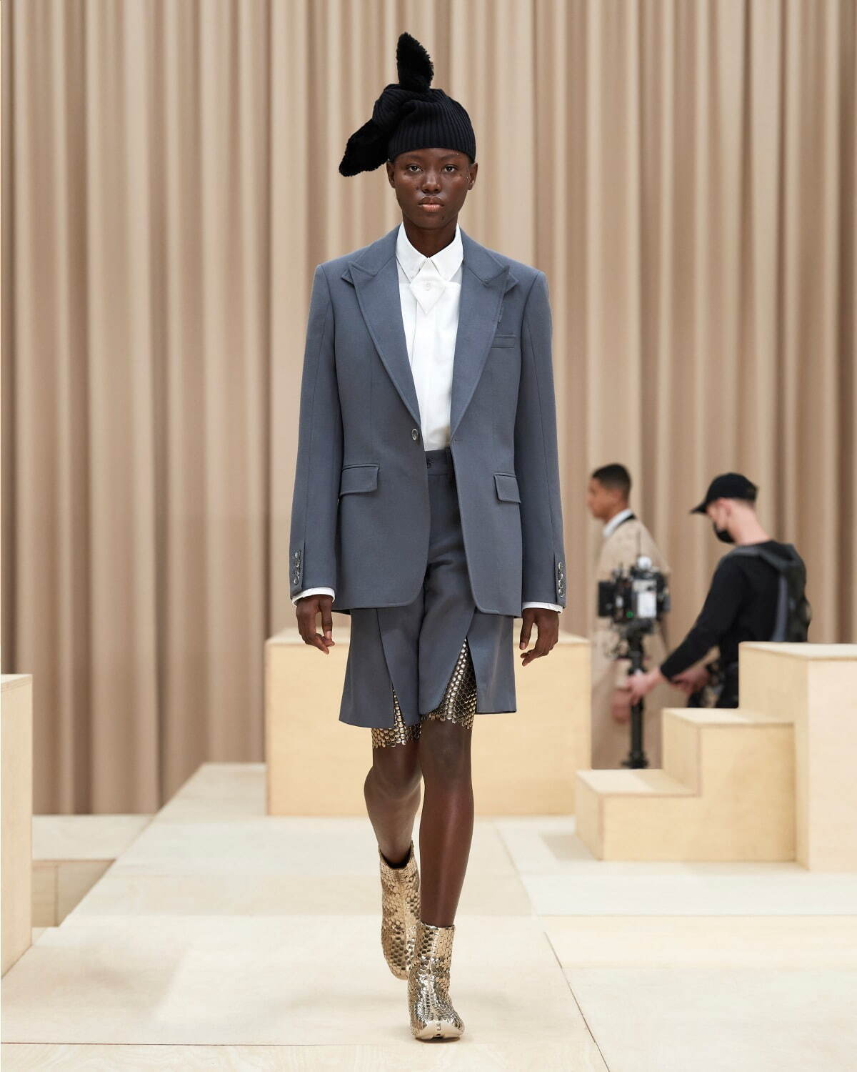 バーバリー(BURBERRY) 2021-22年秋冬メンズコレクション シルエット - 写真28