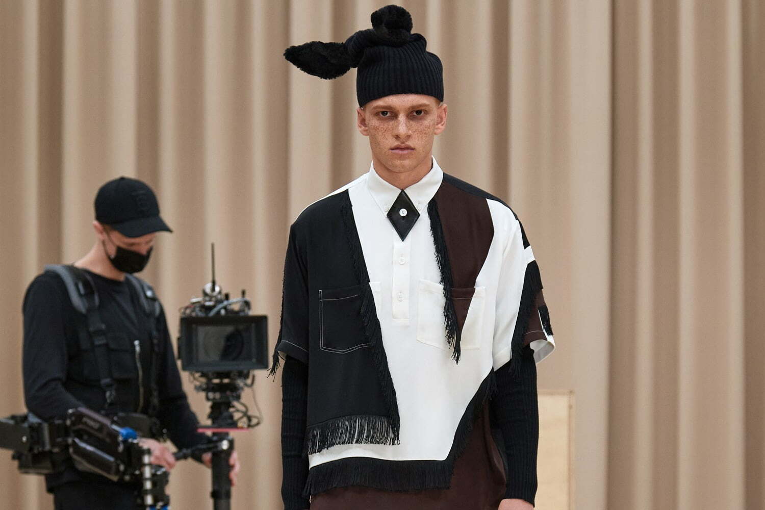 【コレクション登場品】BURBERRY バーバリー ストライプ ウール ケープ BURBERRY (バーバリー) コットン チェック ドローコード ケープ