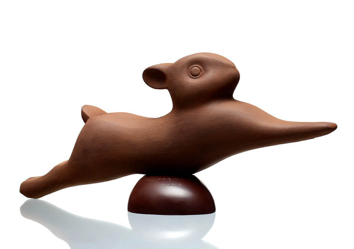 ピエール・エルメ・パリのイースター、ベリーのウサギ型ショコラ＆繊細な細工のエッグチョコ｜写真2