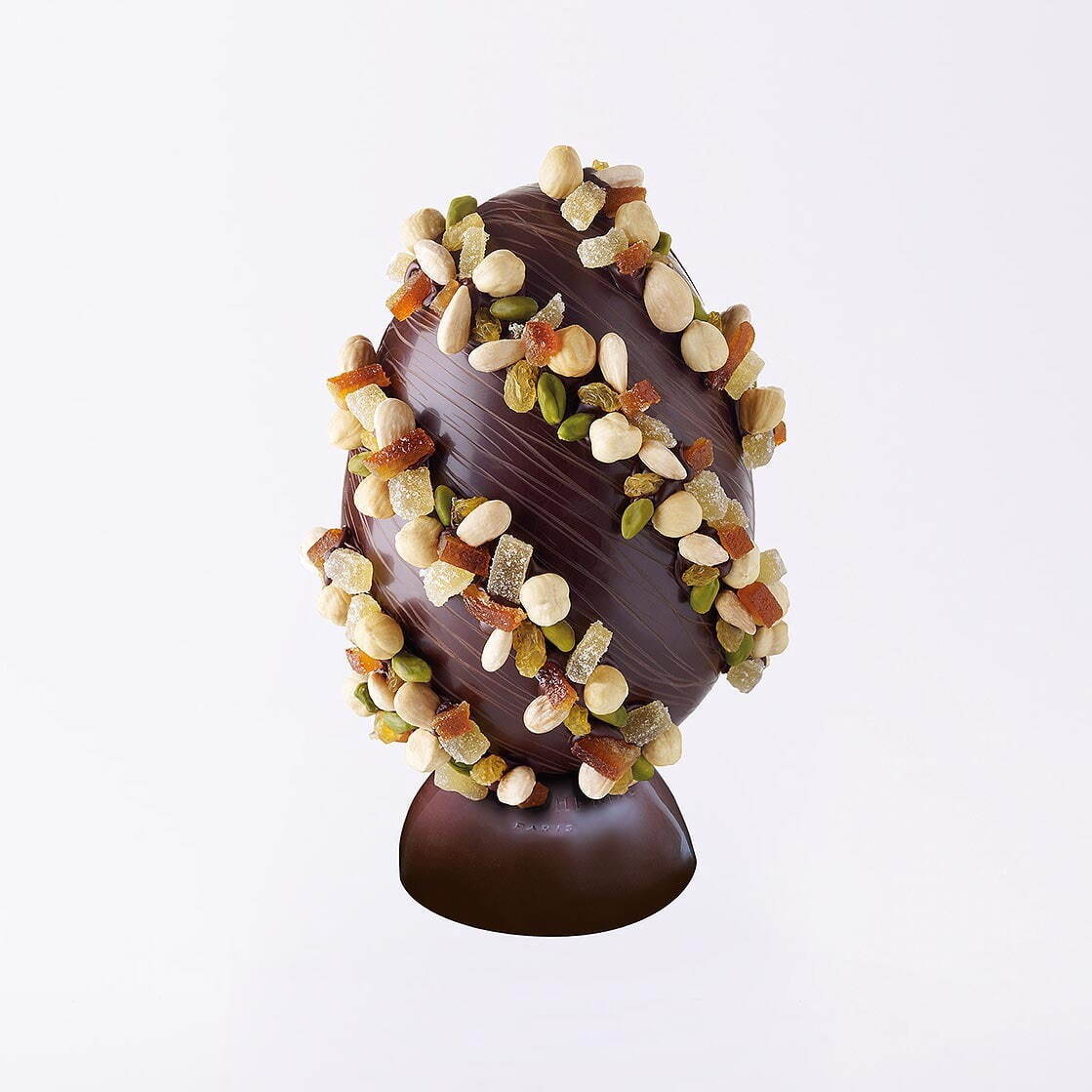 ピエール・エルメ・パリのイースター、ベリーのウサギ型ショコラ＆繊細な細工のエッグチョコ｜写真15