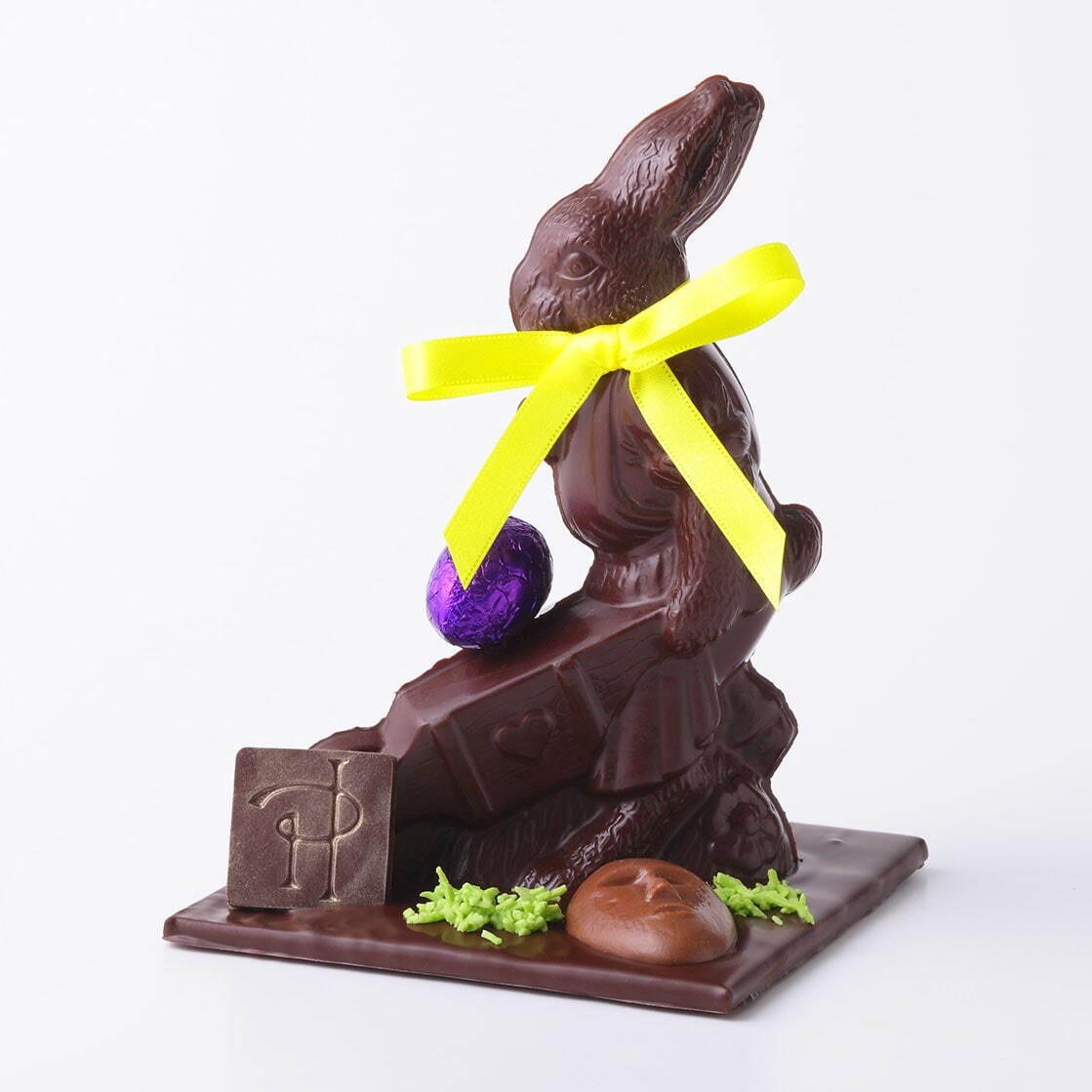 ピエール・エルメ・パリのイースター、ベリーのウサギ型ショコラ＆繊細な細工のエッグチョコ｜写真8