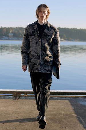 ホルツワイラー(HOLZWEILER) 2021-22年秋冬ウィメンズ&メンズコレクション  - 写真4