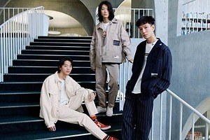 GU×ミハラ ヤスヒロ、リメイク風ジャケットやペイズリー柄スニーカー＆「ピザーラ」コラボTも